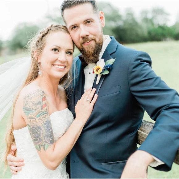 Meet your Posher, Kayla - Picture 1 of 1